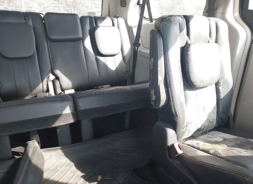 Photo 8 of 2016 Chrysler Town & COUNTRY TOURING (VIN 2C4RC1BG9GR213897)