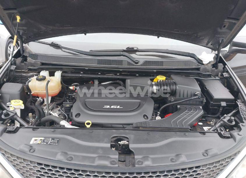 Photo 10 of 2017 Chrysler Pacifica TOURING-L (VIN 2C4RC1BG9HR523274)