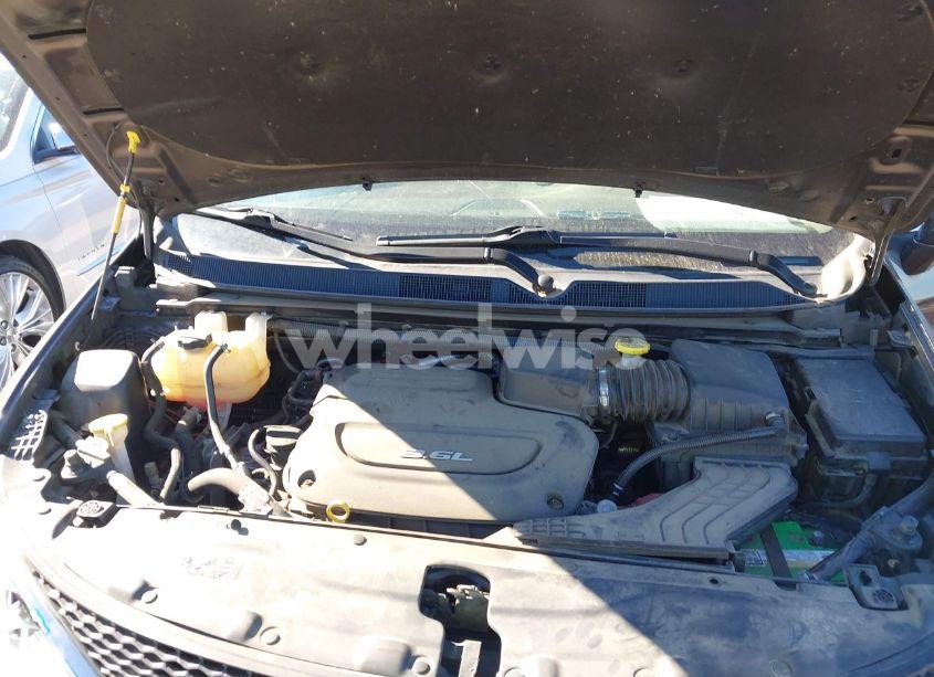 Photo 10 of 2017 Chrysler Pacifica TOURING-L (VIN 2C4RC1BG9HR578422)