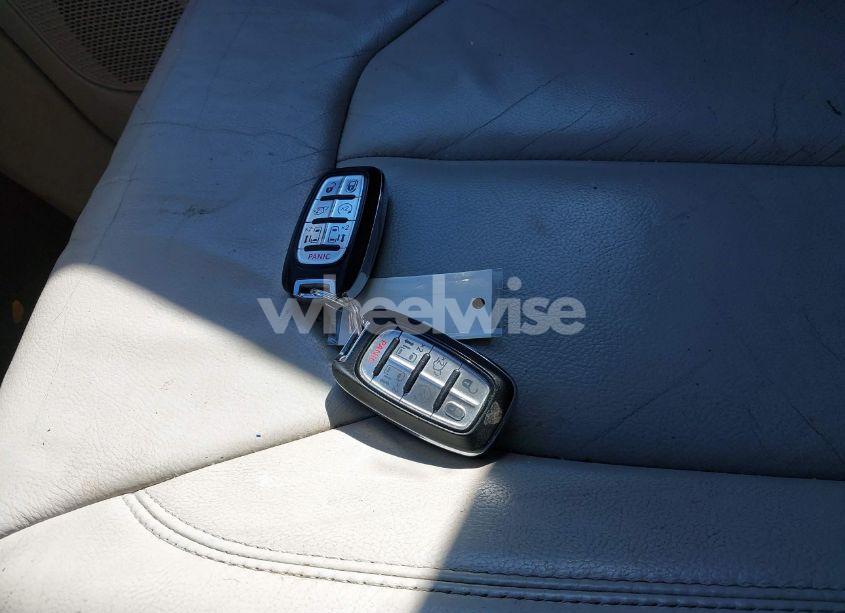 Photo 11 of 2017 Chrysler Pacifica TOURING-L (VIN 2C4RC1BG9HR578422)