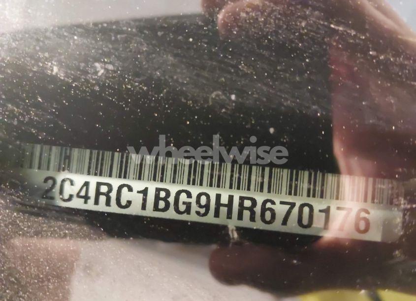 Photo 9 of 2017 Chrysler Pacifica TOURING-L (VIN 2C4RC1BG9HR670176)