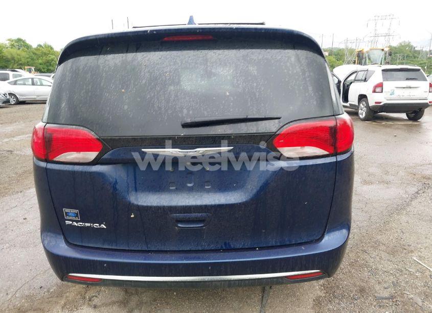 Photo 17 of 2017 Chrysler Pacifica TOURING PLUS (VIN 2C4RC1BG9HR753056)