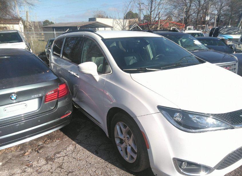 Photo 13 of 2017 Chrysler Pacifica TOURING-L (VIN 2C4RC1BG9HR809688)