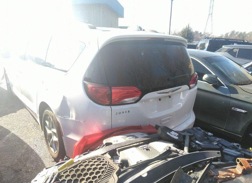 Photo 16 of 2017 Chrysler Pacifica TOURING-L (VIN 2C4RC1BG9HR809688)