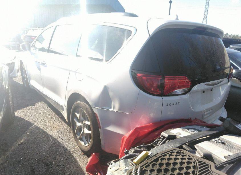 Photo 3 of 2017 Chrysler Pacifica TOURING-L (VIN 2C4RC1BG9HR809688)