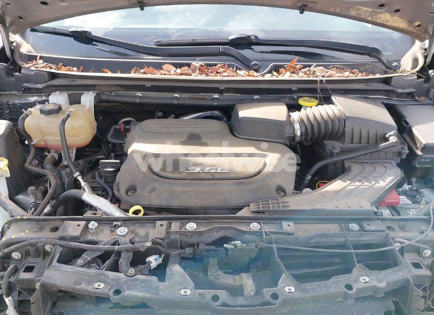 Photo 10 of 2018 Chrysler Pacifica TOURING L (VIN 2C4RC1BG9JR290695)