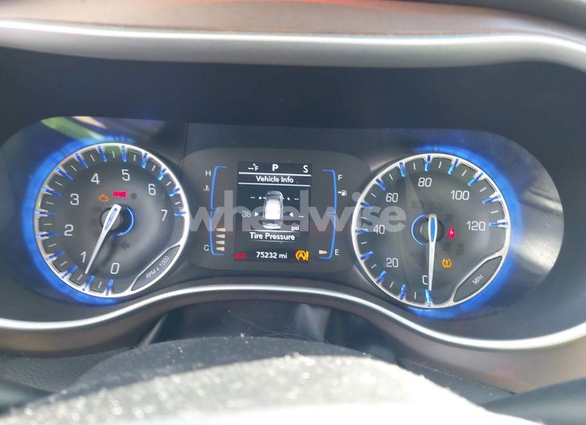 Photo 7 of 2019 Chrysler Pacifica TOURING L (VIN 2C4RC1BG9KR539434)