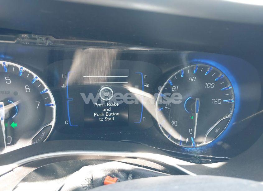 Photo 14 of 2019 Chrysler Pacifica TOURING L (VIN 2C4RC1BG9KR547954)