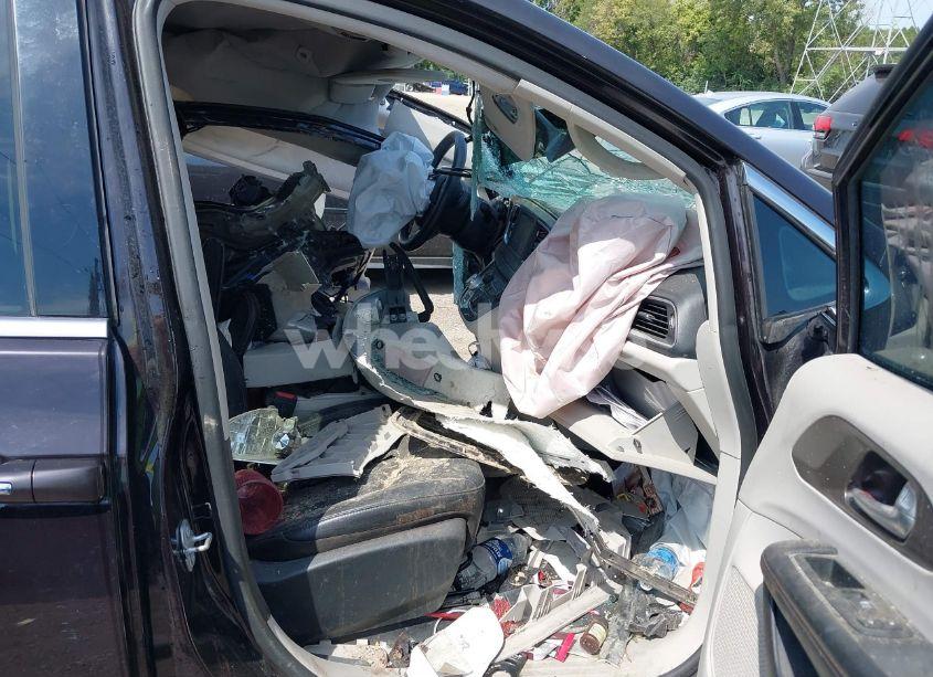 Photo 5 of 2019 Chrysler Pacifica TOURING L (VIN 2C4RC1BG9KR547954)