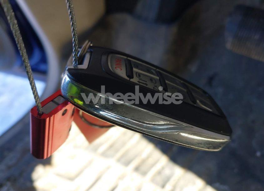 Photo 11 of 2019 Chrysler Pacifica TOURING L (VIN 2C4RC1BG9KR703491)