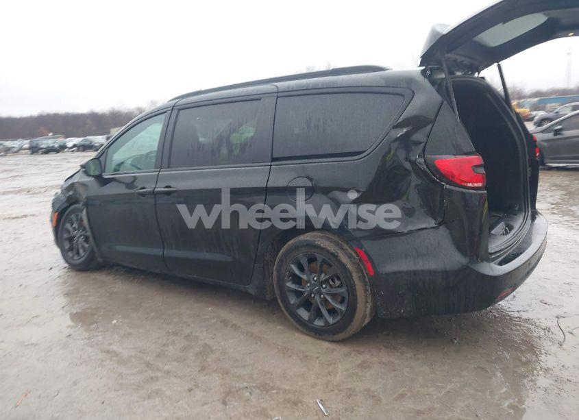 Photo 14 of 2021 Chrysler Pacifica TOURING L (VIN 2C4RC1BG9MR534897)