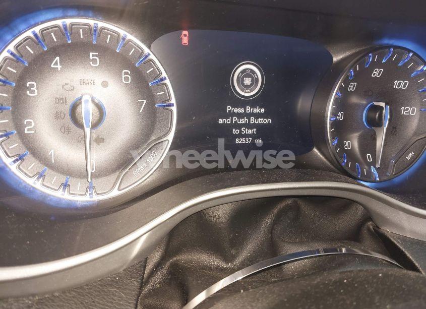 Photo 15 of 2021 Chrysler Pacifica TOURING L (VIN 2C4RC1BG9MR534897)