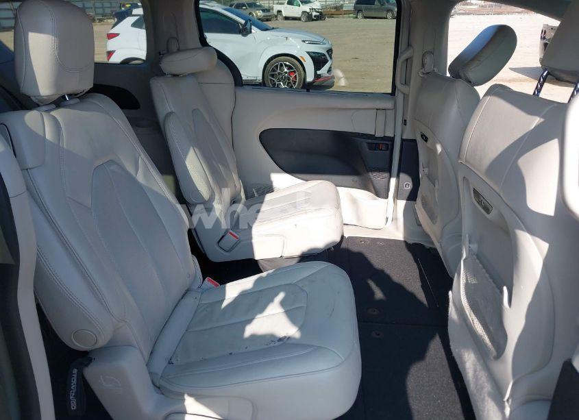 Photo 8 of 2021 Chrysler Pacifica TOURING L (VIN 2C4RC1BG9MR538559)