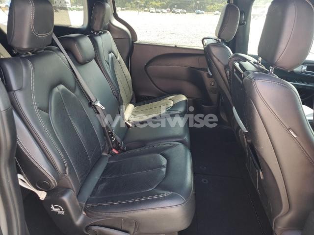Photo 10 of 2021 CHRYSLER PACIFICA TOURING L (VIN 2C4RC1BG9MR553319)