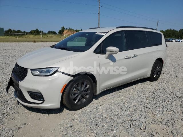 Photo 8 of 2021 CHRYSLER PACIFICA TOURING L (VIN 2C4RC1BG9MR553319)