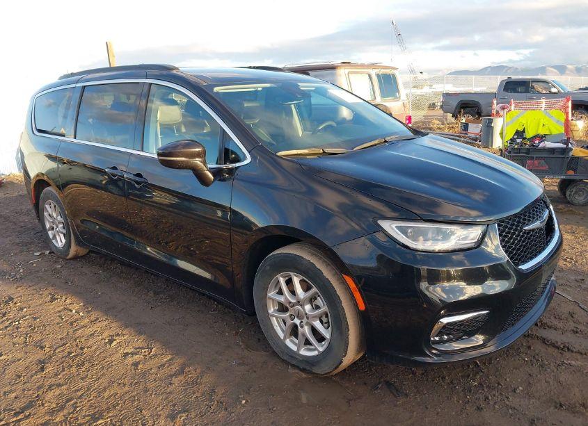 2022 Chrysler Pacifica TOURING L (VIN 2C4RC1BG9NR191834) main photo
