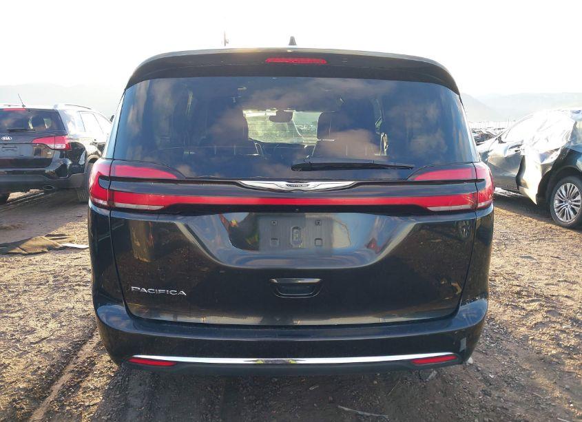 Photo 16 of 2022 Chrysler Pacifica TOURING L (VIN 2C4RC1BG9NR191834)