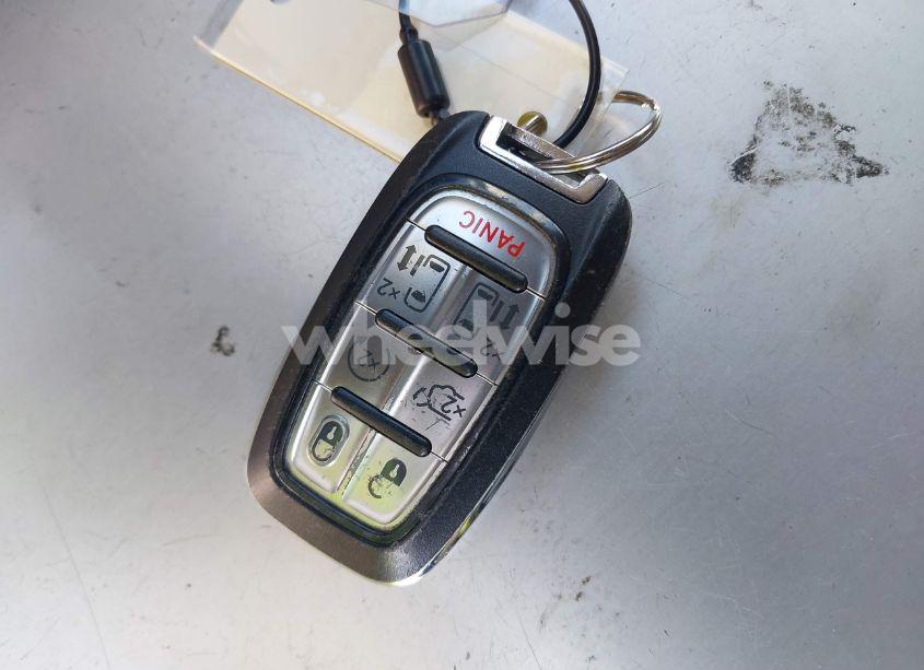 Photo 11 of 2022 Chrysler Pacifica TOURING L (VIN 2C4RC1BG9NR214688)