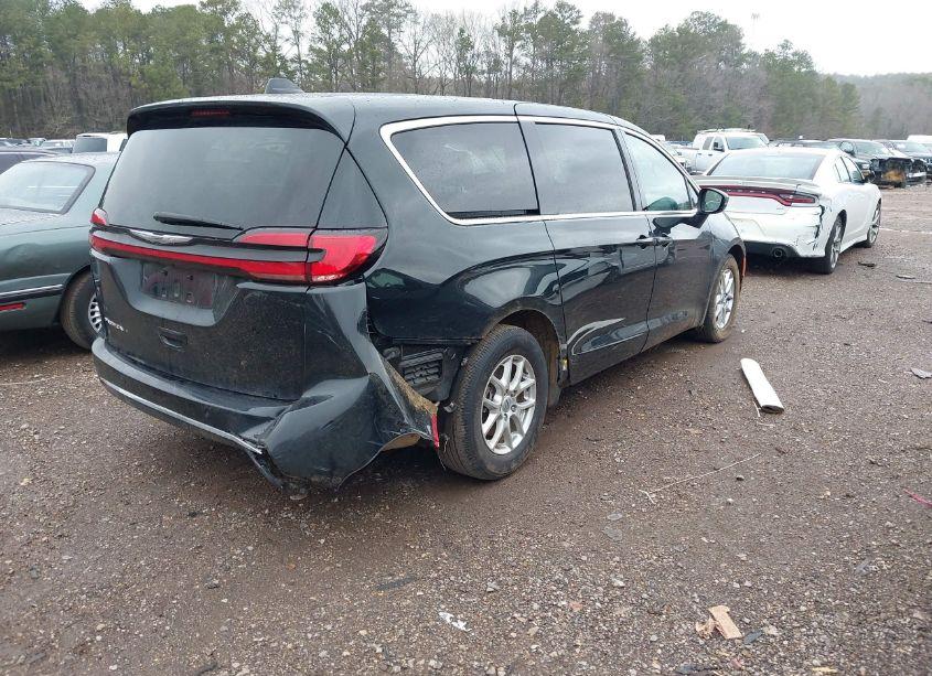 Photo 4 of 2023 Chrysler Pacifica TOURING L (VIN 2C4RC1BG9PR560145)