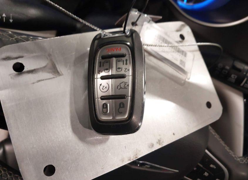 Photo 11 of 2023 Chrysler Pacifica TOURING L (VIN 2C4RC1BG9PR594599)