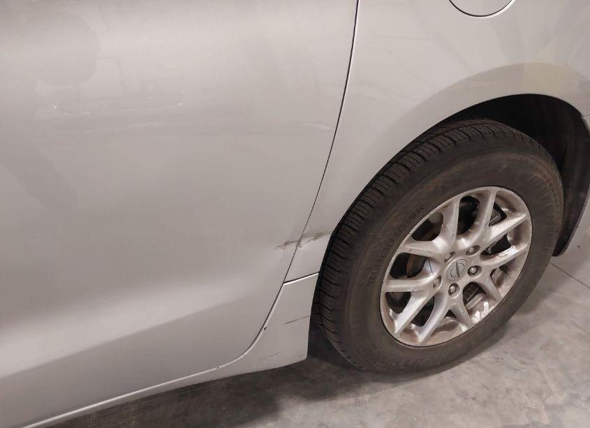 Photo 20 of 2023 Chrysler Pacifica TOURING L (VIN 2C4RC1BG9PR594599)