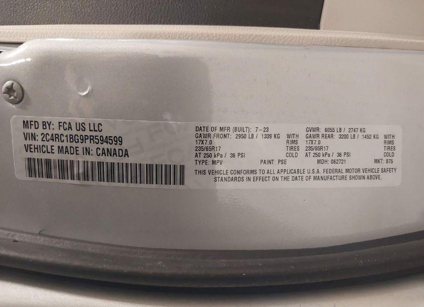 Photo 9 of 2023 Chrysler Pacifica TOURING L (VIN 2C4RC1BG9PR594599)