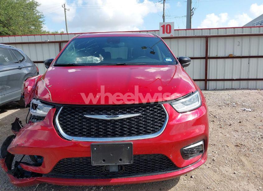 Photo 12 of 2025 Chrysler Pacifica SELECT (VIN 2C4RC1BG9SR516185)