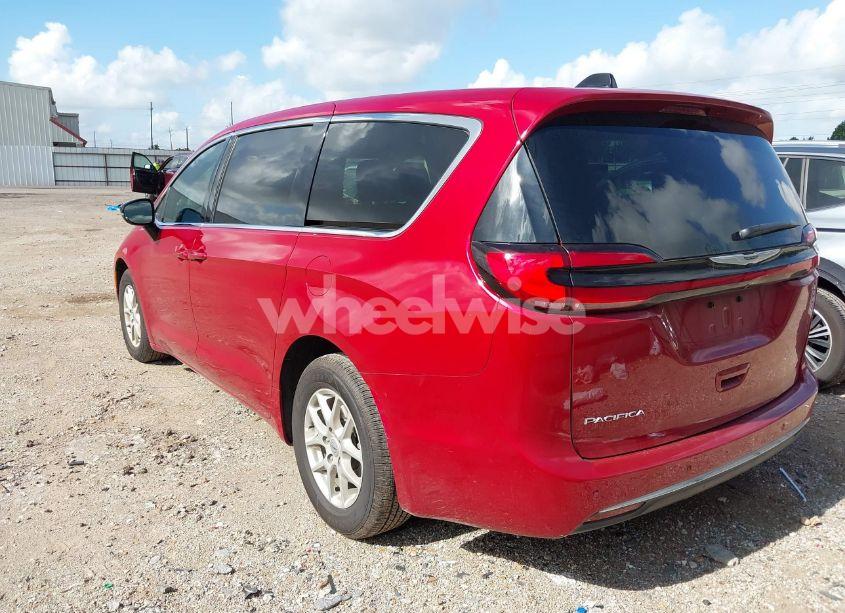 Photo 3 of 2025 Chrysler Pacifica SELECT (VIN 2C4RC1BG9SR516185)