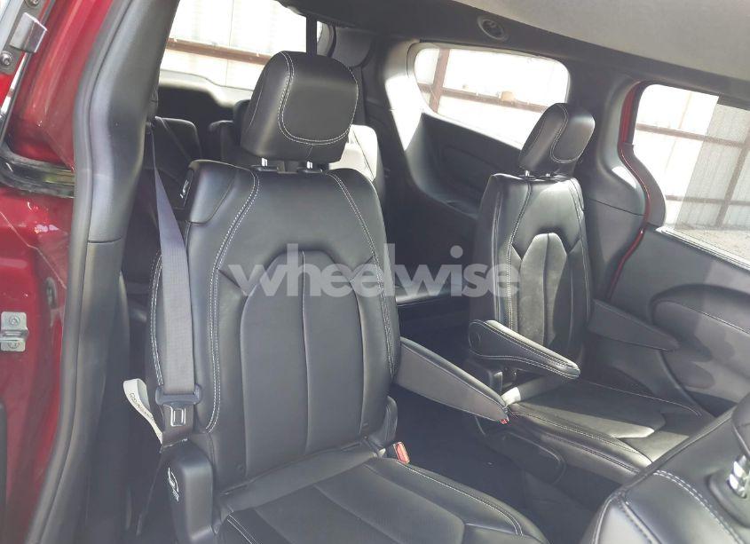 Photo 8 of 2025 Chrysler Pacifica SELECT (VIN 2C4RC1BG9SR516185)