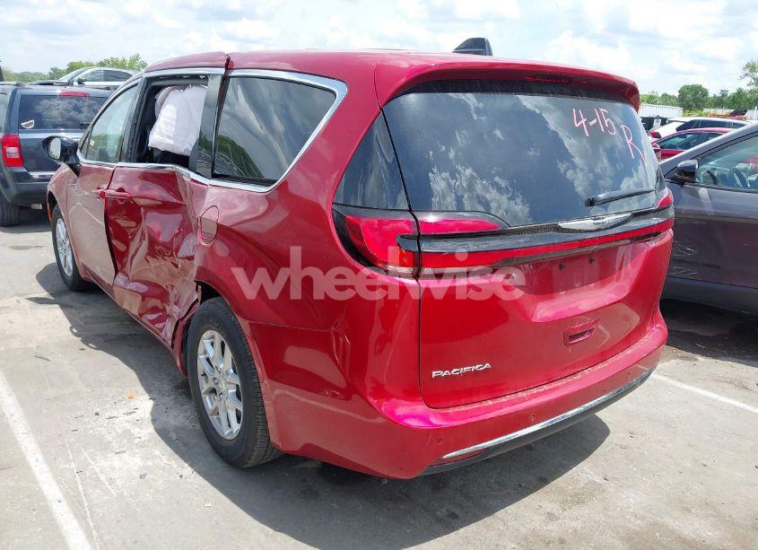 Photo 3 of 2025 Chrysler Pacifica SELECT (VIN 2C4RC1BG9SR554080)