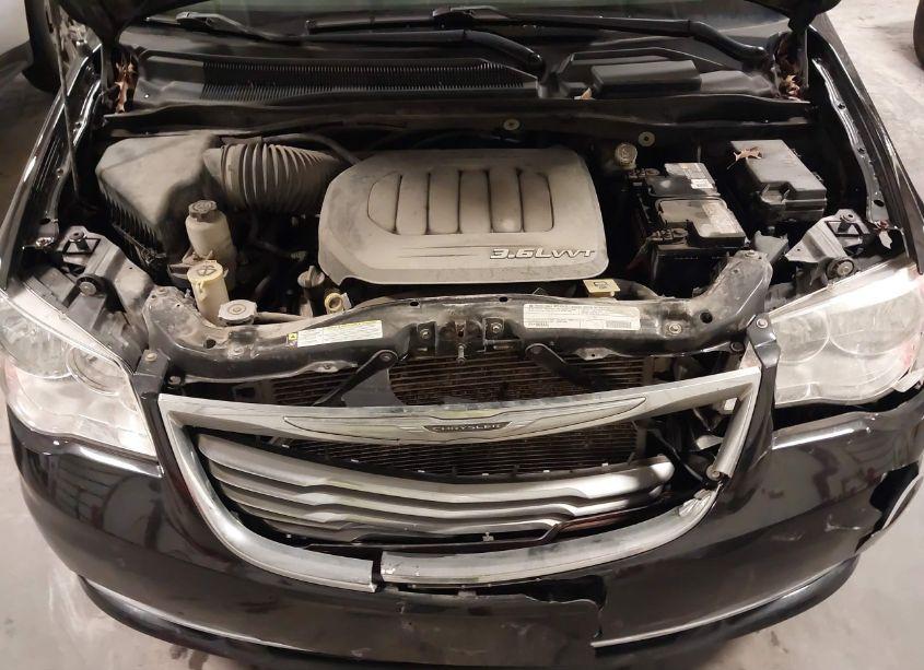 Photo 10 of 2012 Chrysler Town & COUNTRY TOURING (VIN 2C4RC1BGXCR134734)