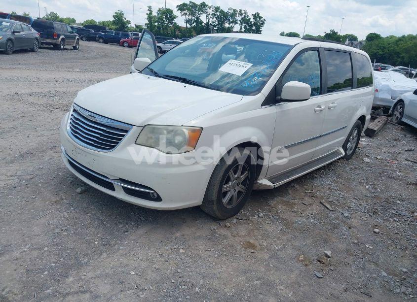 Photo 2 of 2012 Chrysler Town & COUNTRY TOURING (VIN 2C4RC1BGXCR229231)