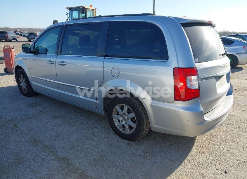 Photo 3 of 2012 Chrysler Town & COUNTRY TOURING (VIN 2C4RC1BGXCR305160)