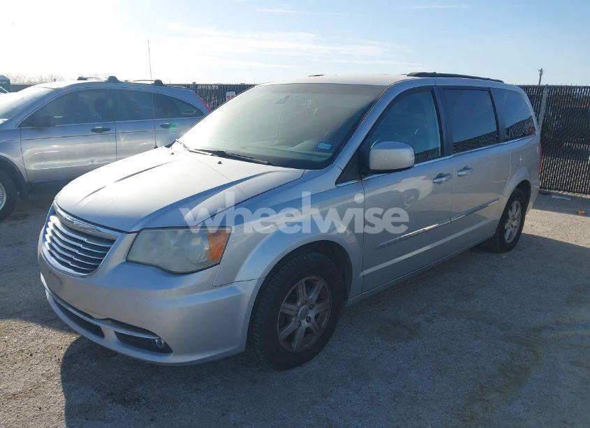 Photo 6 of 2012 Chrysler Town & COUNTRY TOURING (VIN 2C4RC1BGXCR305160)