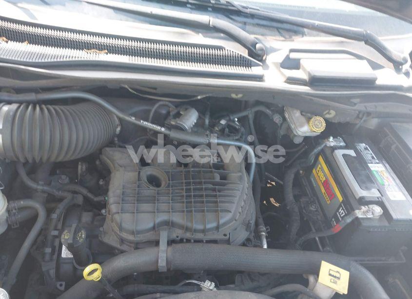 Photo 10 of 2012 Chrysler Town & COUNTRY TOURING (VIN 2C4RC1BGXCR312741)