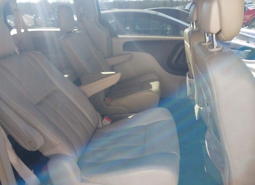 Photo 8 of 2012 Chrysler Town & COUNTRY TOURING (VIN 2C4RC1BGXCR339471)