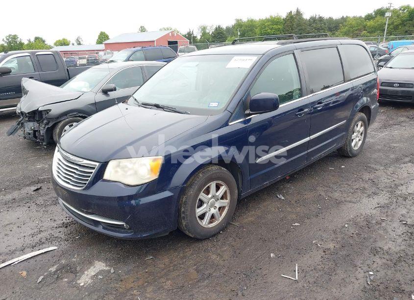 Photo 2 of 2012 Chrysler Town & COUNTRY TOURING (VIN 2C4RC1BGXCR345013)