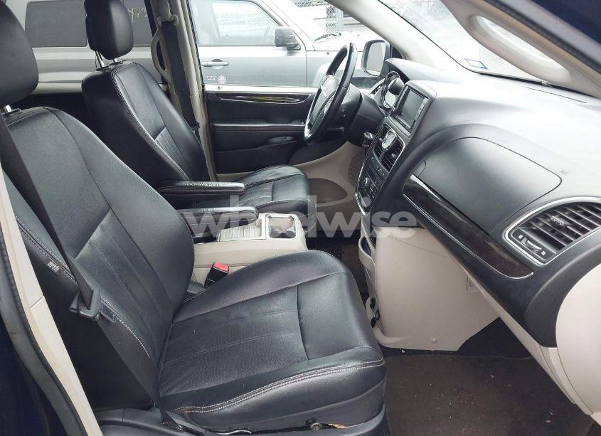 Photo 5 of 2012 Chrysler Town & COUNTRY TOURING (VIN 2C4RC1BGXCR345013)