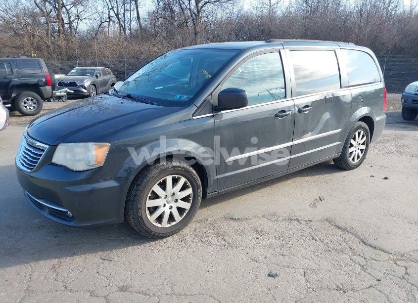 Photo 2 of 2012 Chrysler Town & COUNTRY TOURING (VIN 2C4RC1BGXCR363348)