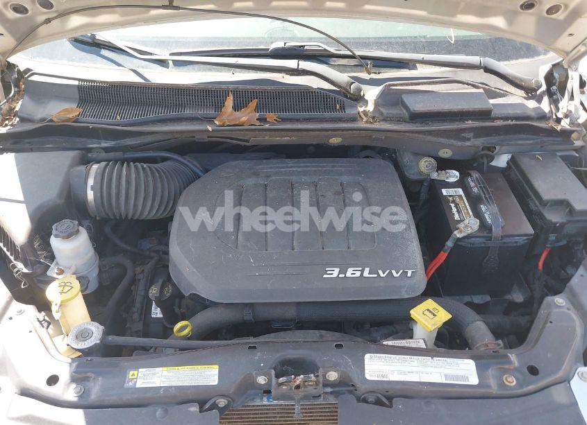 Photo 10 of 2012 Chrysler Town & COUNTRY TOURING (VIN 2C4RC1BGXCR382112)