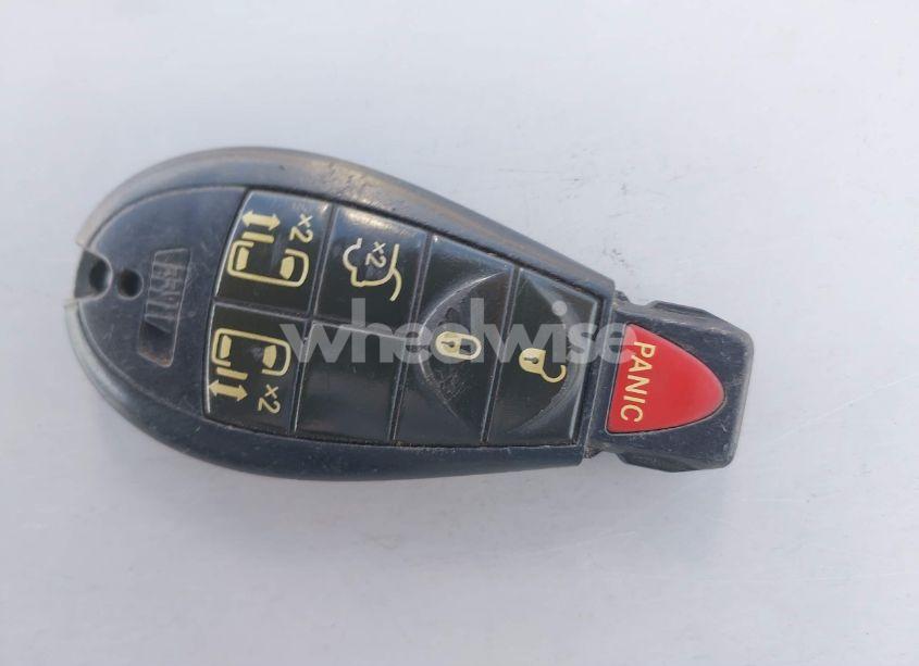 Photo 11 of 2012 Chrysler Town & COUNTRY TOURING (VIN 2C4RC1BGXCR382112)