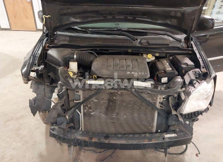 Photo 10 of 2013 Chrysler Town & COUNTRY TOURING (VIN 2C4RC1BGXDR509393)