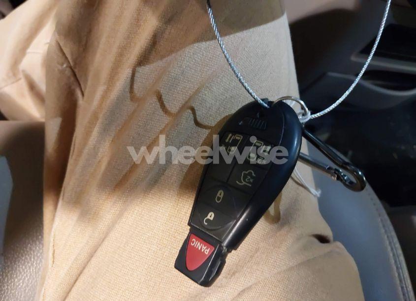 Photo 11 of 2013 Chrysler Town & COUNTRY TOURING (VIN 2C4RC1BGXDR509393)