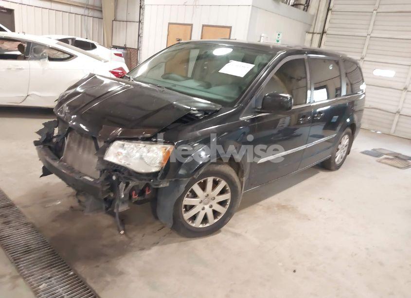 Photo 2 of 2013 Chrysler Town & COUNTRY TOURING (VIN 2C4RC1BGXDR509393)