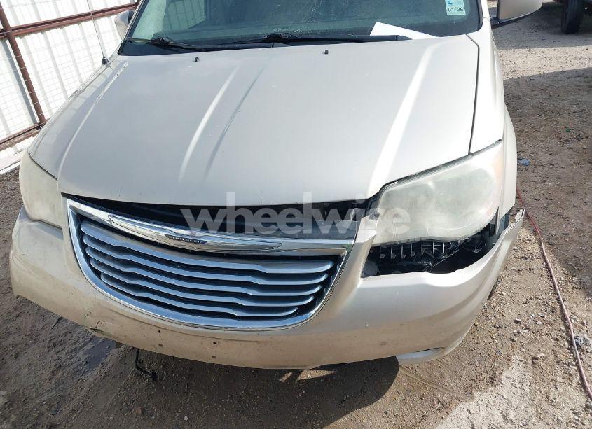 Photo 12 of 2013 Chrysler Town & COUNTRY TOURING (VIN 2C4RC1BGXDR519860)