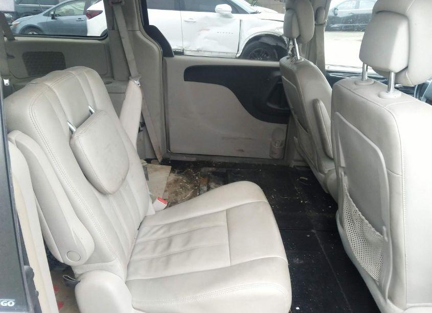 Photo 8 of 2013 Chrysler Town & COUNTRY TOURING (VIN 2C4RC1BGXDR555807)