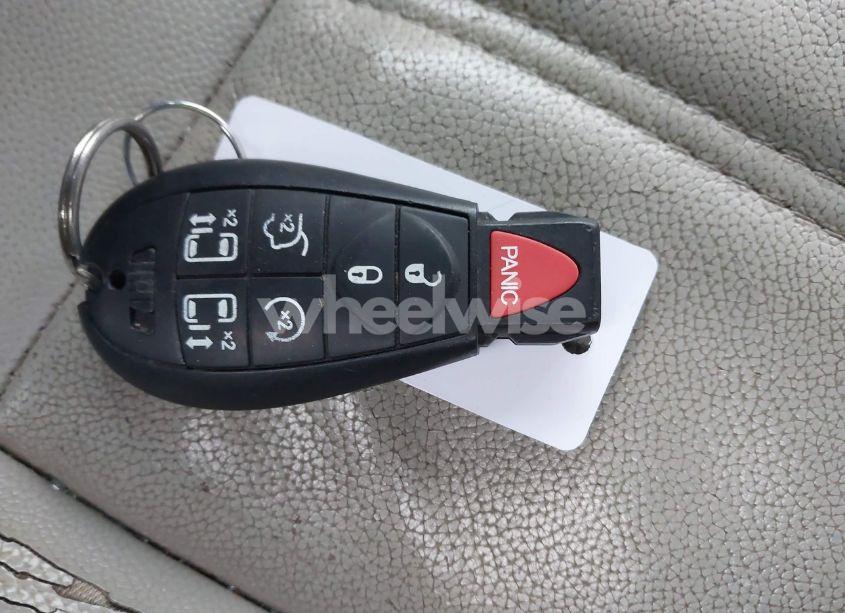 Photo 11 of 2013 Chrysler Town & COUNTRY TOURING (VIN 2C4RC1BGXDR557668)