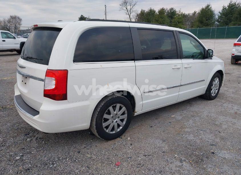 Photo 4 of 2013 Chrysler Town & COUNTRY TOURING (VIN 2C4RC1BGXDR557668)