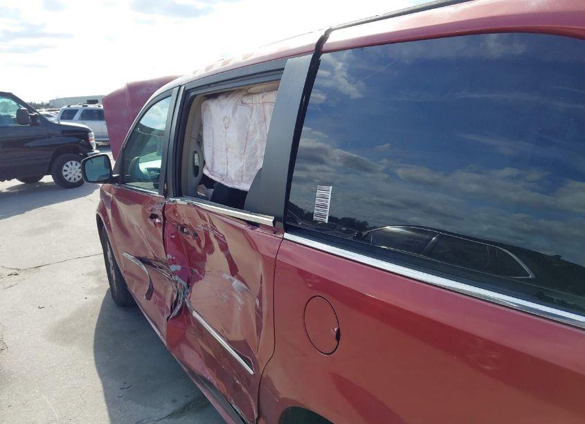 Photo 6 of 2013 Chrysler Town & COUNTRY TOURING (VIN 2C4RC1BGXDR583302)