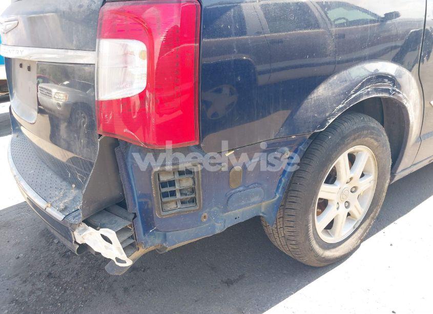 Photo 6 of 2013 Chrysler Town & COUNTRY TOURING (VIN 2C4RC1BGXDR657575)